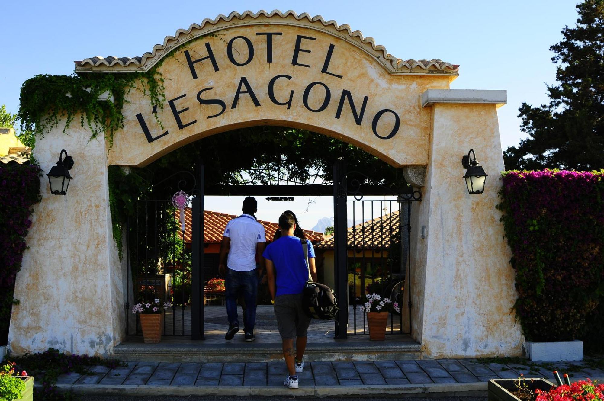 Hotel L'Esagono San Teodoro  Zewnętrze zdjęcie